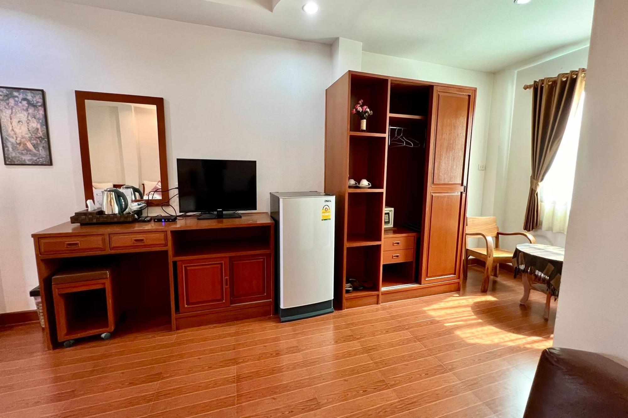 נאן Sawadeelanna Hotel מראה חיצוני תמונה