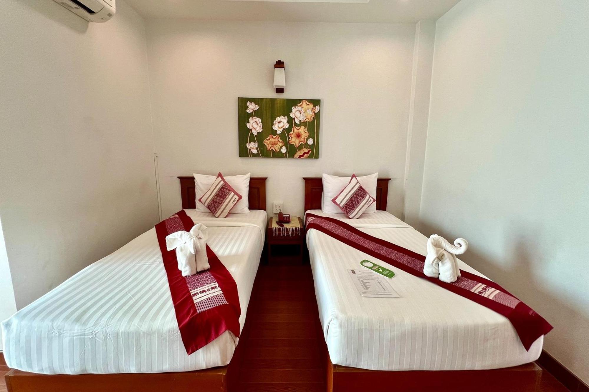נאן Sawadeelanna Hotel מראה חיצוני תמונה