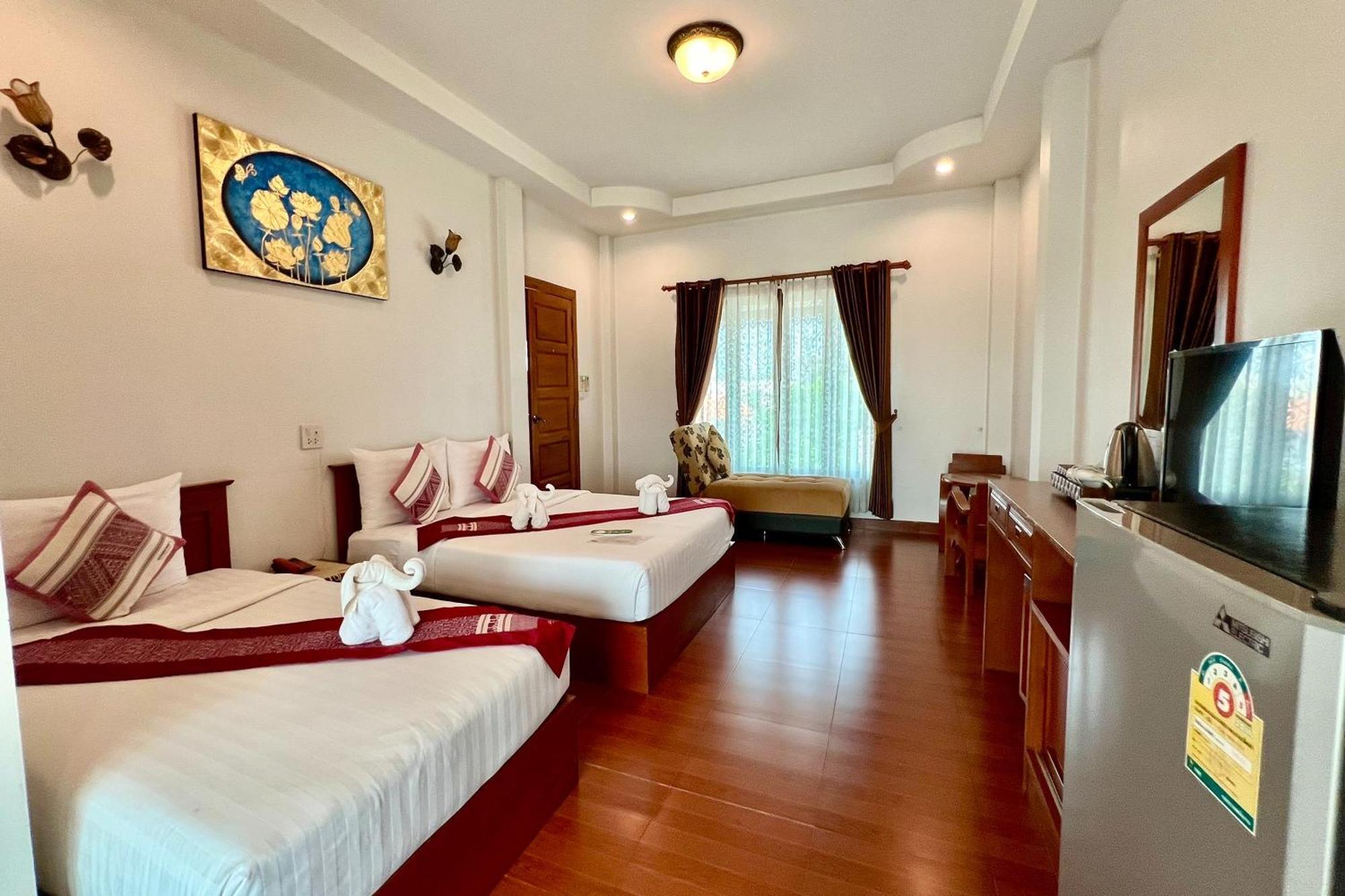 נאן Sawadeelanna Hotel מראה חיצוני תמונה
