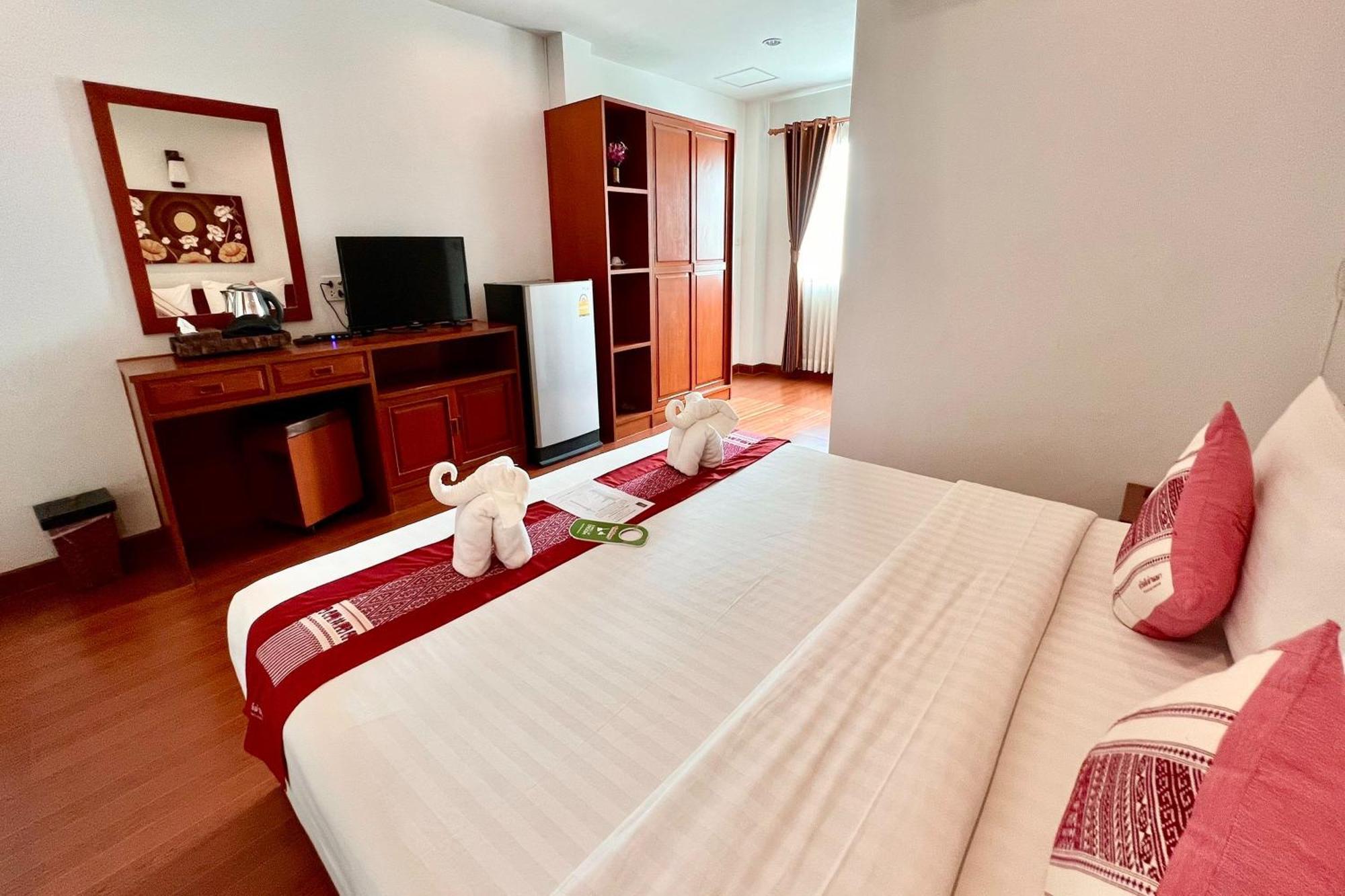 נאן Sawadeelanna Hotel מראה חיצוני תמונה