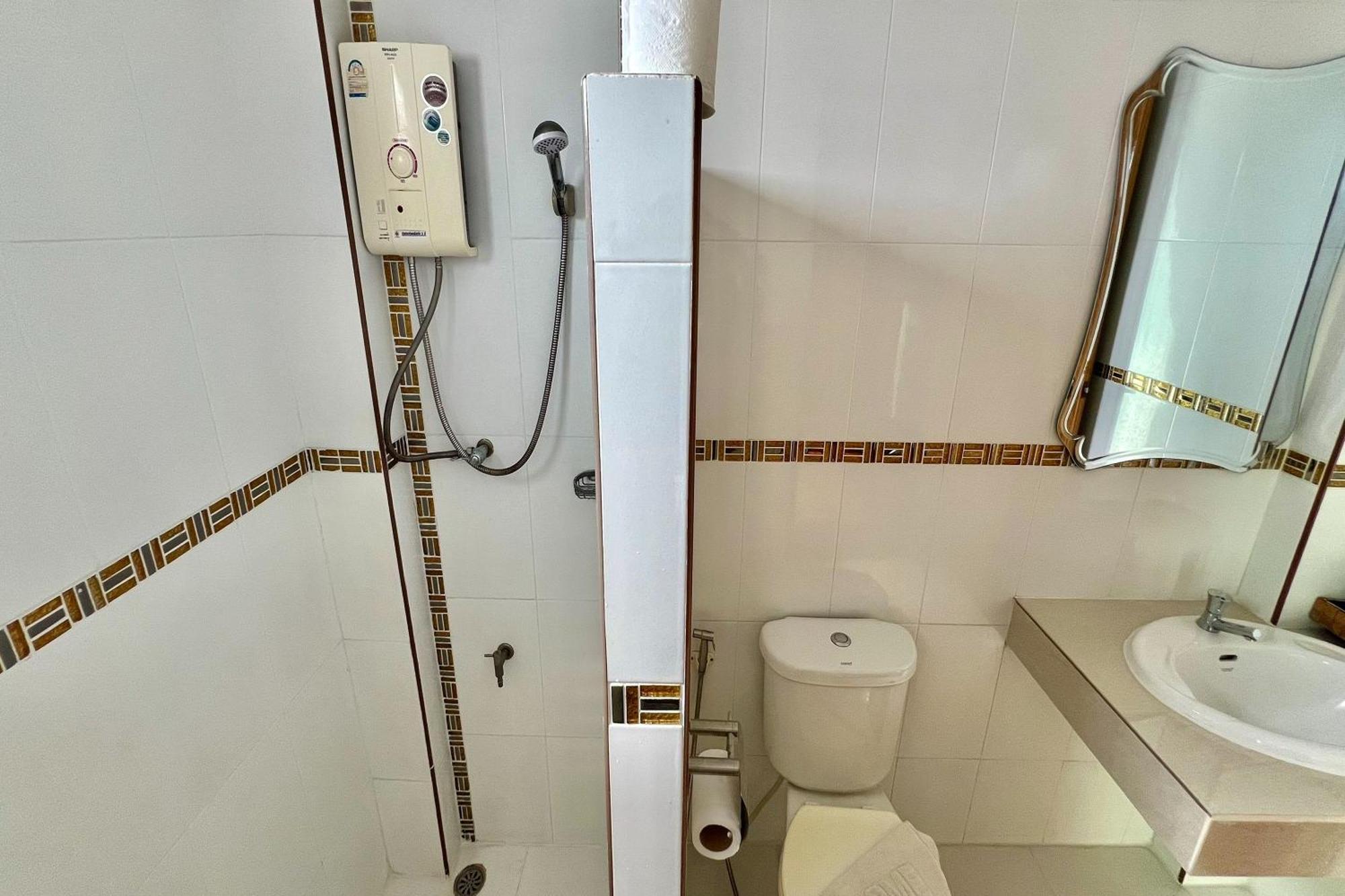 נאן Sawadeelanna Hotel מראה חיצוני תמונה