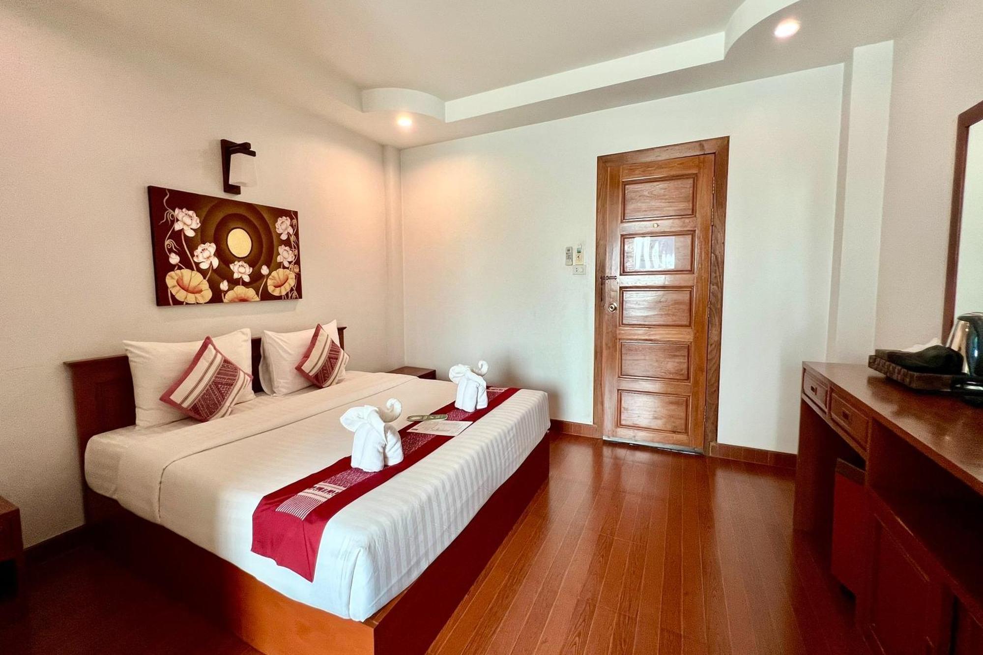 נאן Sawadeelanna Hotel מראה חיצוני תמונה