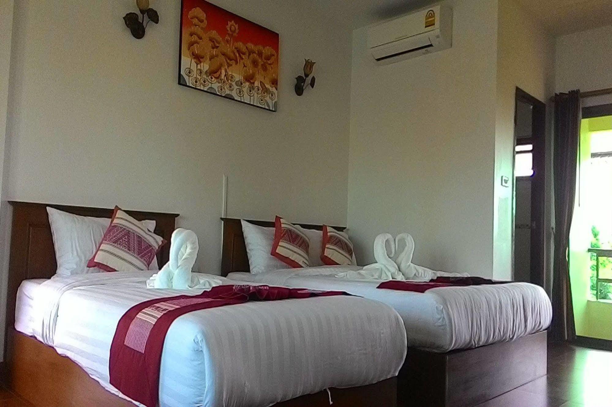 נאן Sawadeelanna Hotel מראה חיצוני תמונה