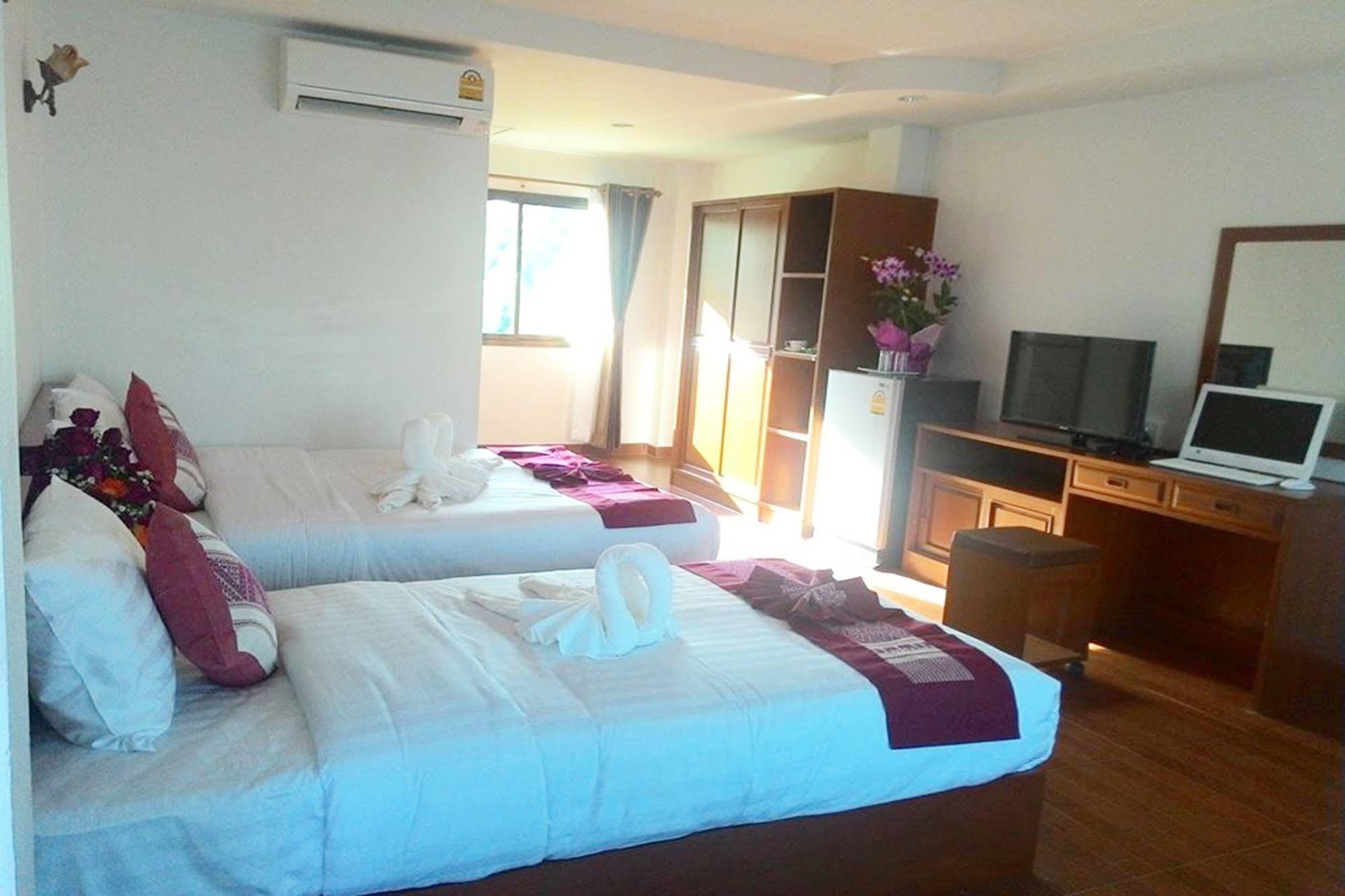 נאן Sawadeelanna Hotel מראה חיצוני תמונה