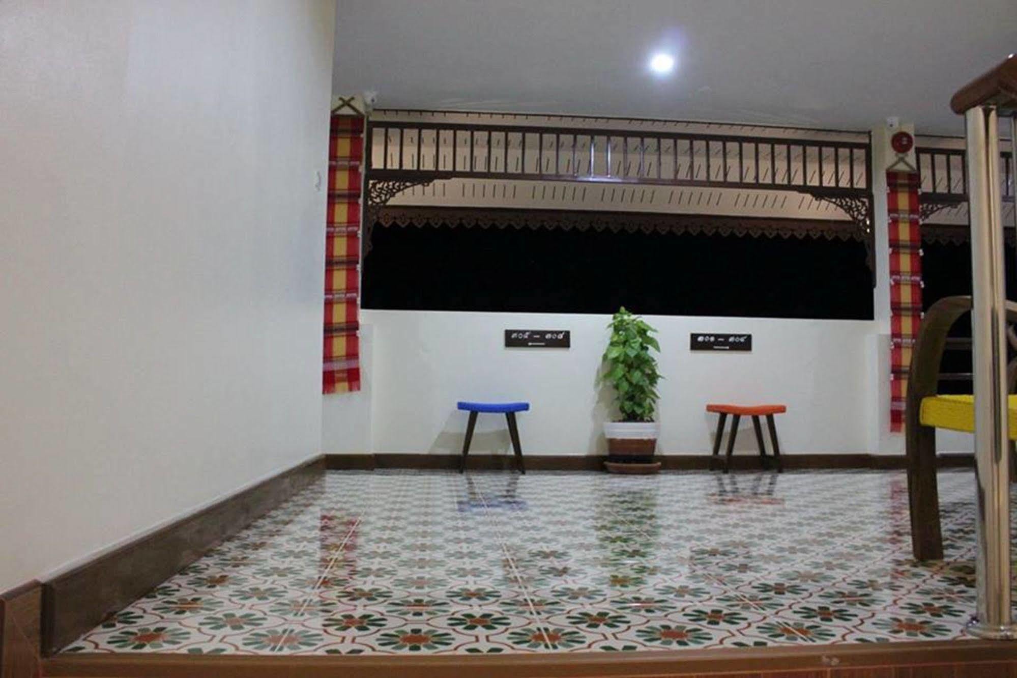 נאן Sawadeelanna Hotel מראה חיצוני תמונה